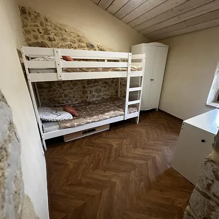 מלון Pont Du Gard - Maison, Collias